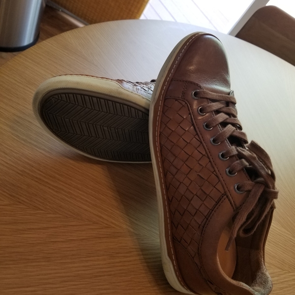 Allen Edmonds Sneakers - Picture 4 of 4